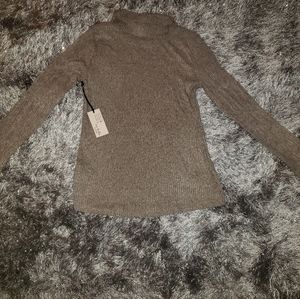 ORGANIC Natural MATERIAL TURTLENECK